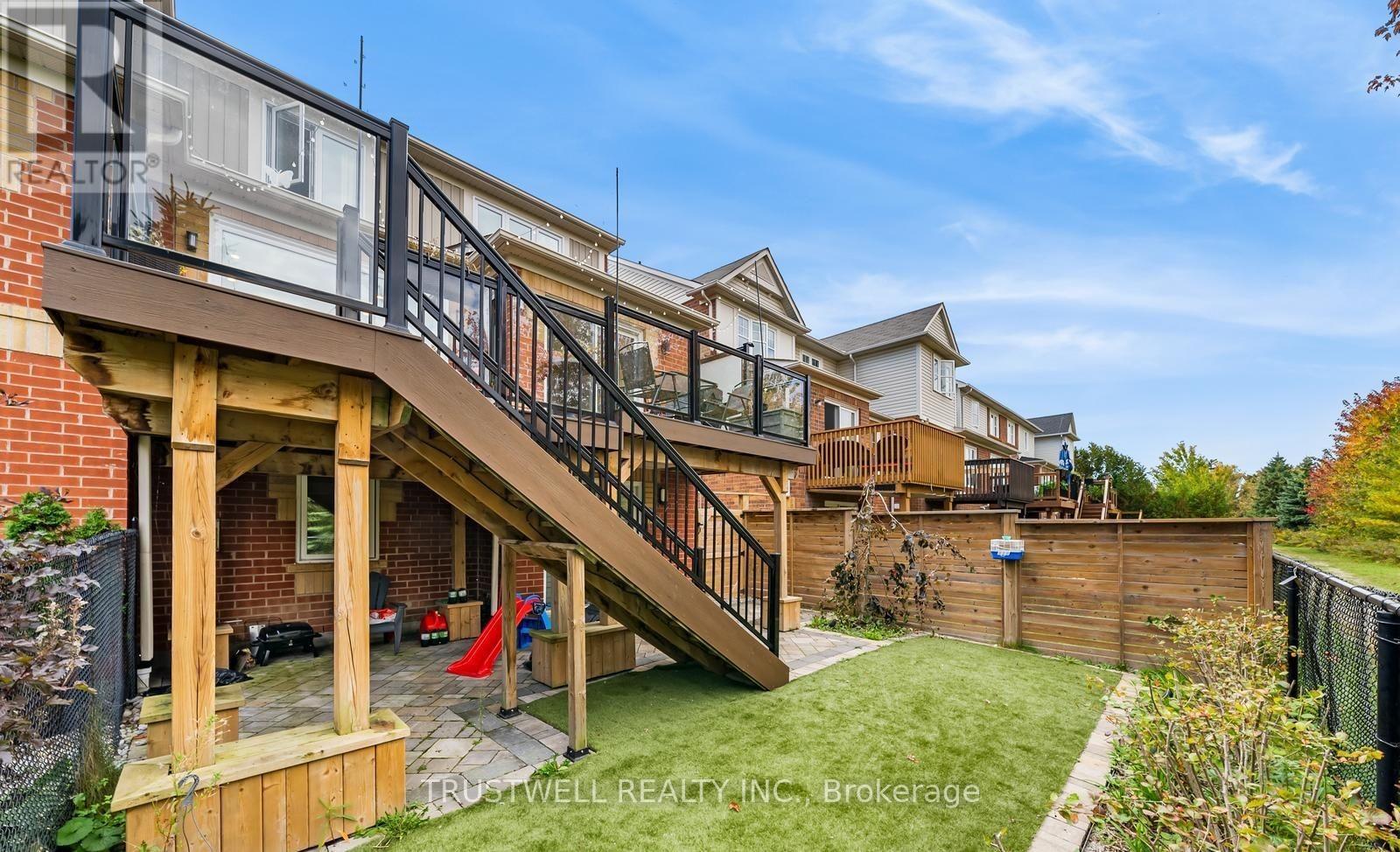 255 Chilcott Crescent, Newmarket, Ontario  L3X 3G7 - Photo 39 - N12726468