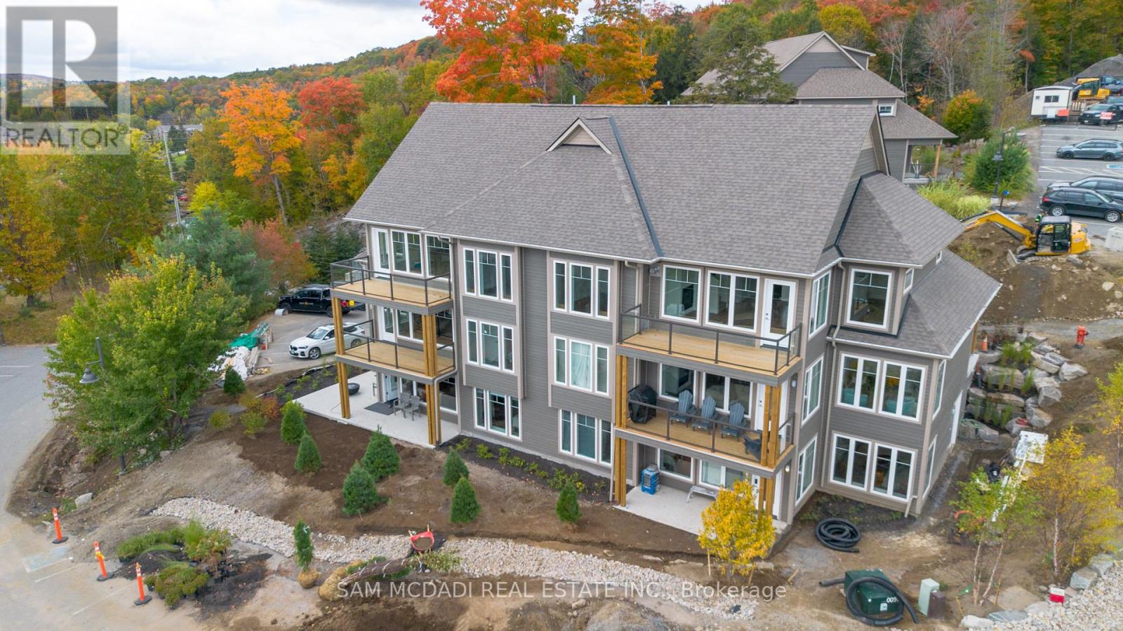 102 - 2 Tree Tops Lane, Huntsville, Ontario  P1H 0B8 - Photo 3 - X12724882