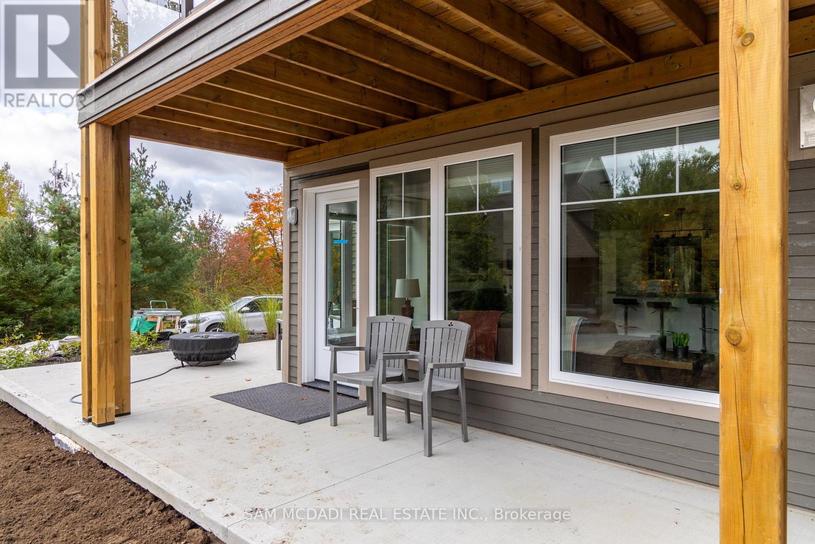 102 - 2 Tree Tops Lane, Huntsville, Ontario  P1H 0B8 - Photo 4 - X12724882