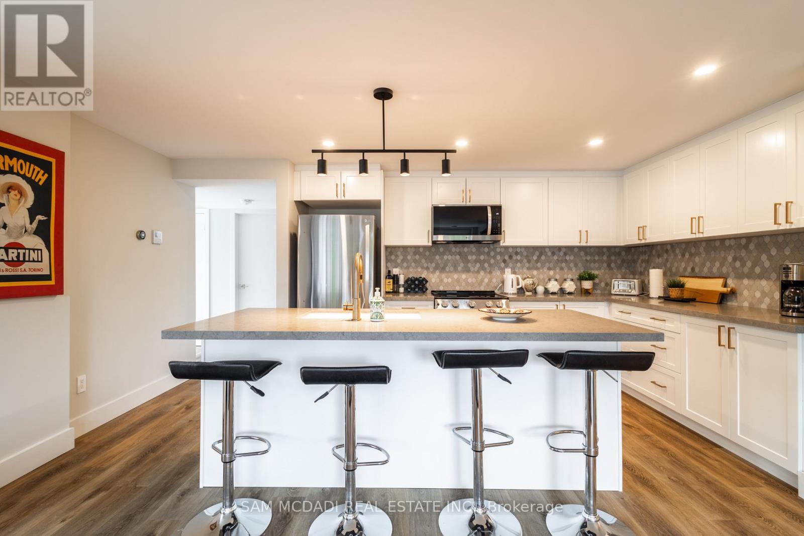 102 - 2 Tree Tops Lane, Huntsville, Ontario  P1H 0B8 - Photo 9 - X12724882