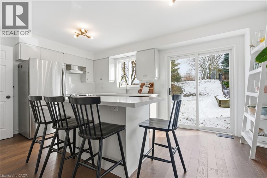 121 Moss Place, Guelph, Ontario  N1G 4V4 - Photo 12 - 40800718