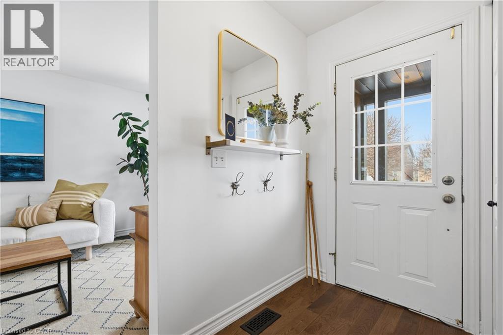 121 Moss Place, Guelph, Ontario  N1G 4V4 - Photo 9 - 40800718