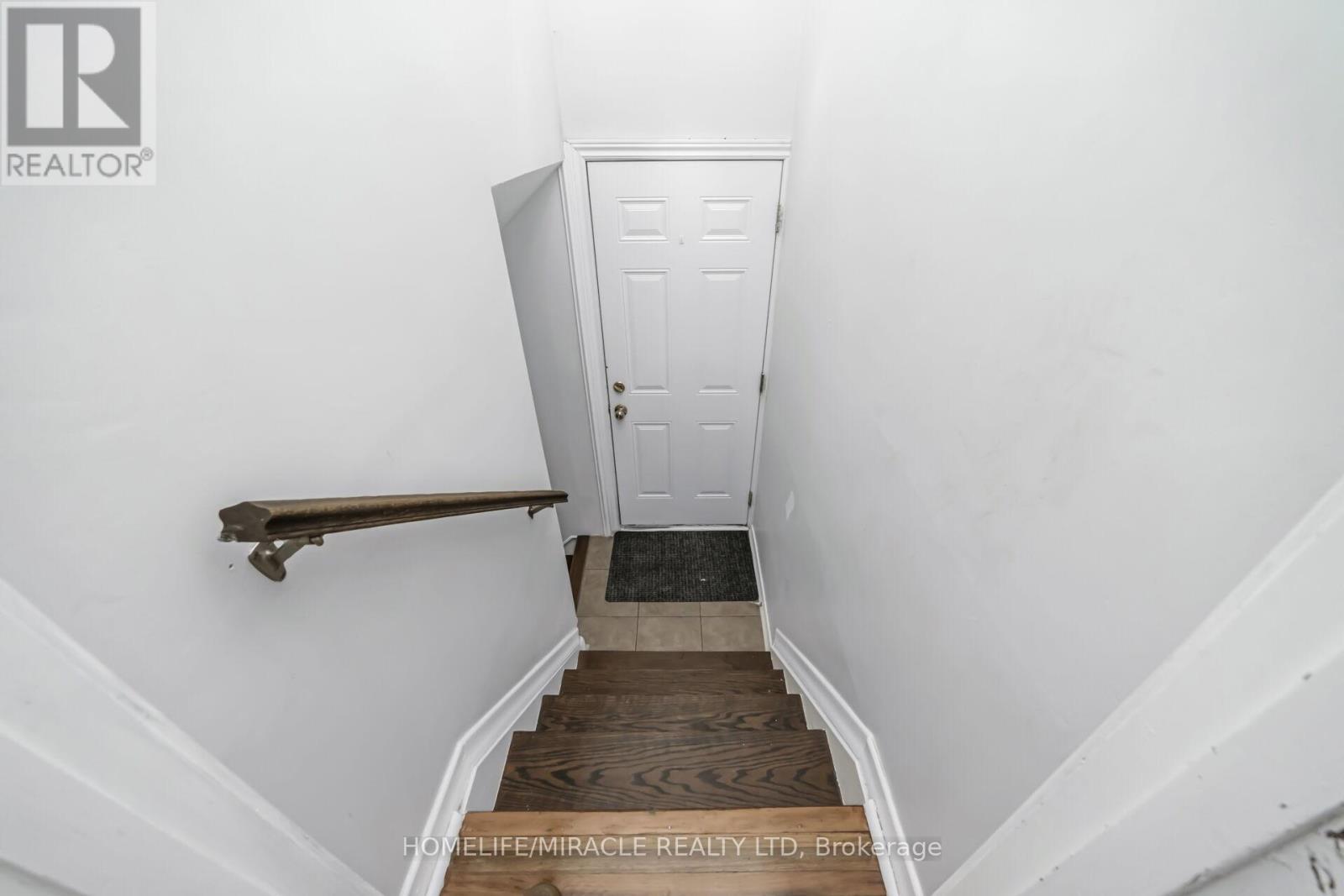 149 Wincott Drive, Toronto, Ontario  M9R 2P9 - Photo 26 - W12726462