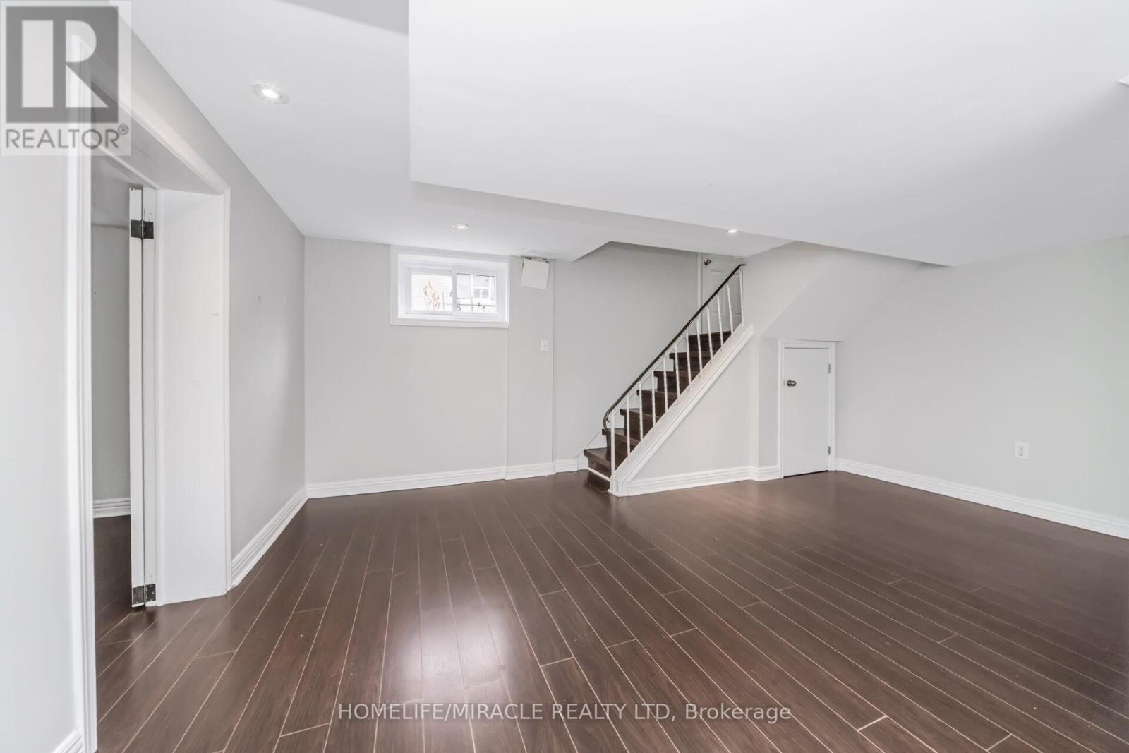 149 Wincott Drive, Toronto, Ontario  M9R 2P9 - Photo 28 - W12726462