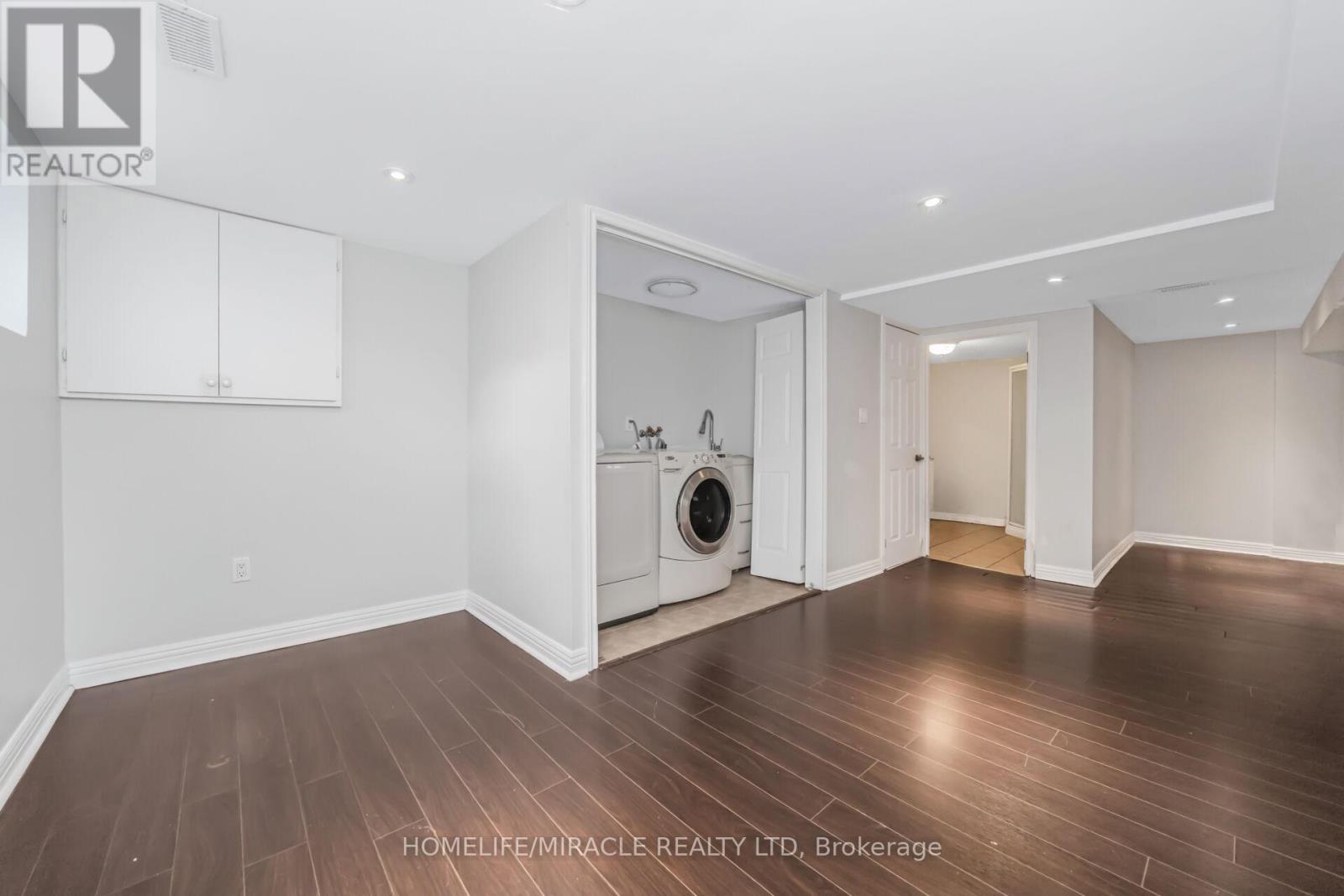 149 Wincott Drive, Toronto, Ontario  M9R 2P9 - Photo 31 - W12726462