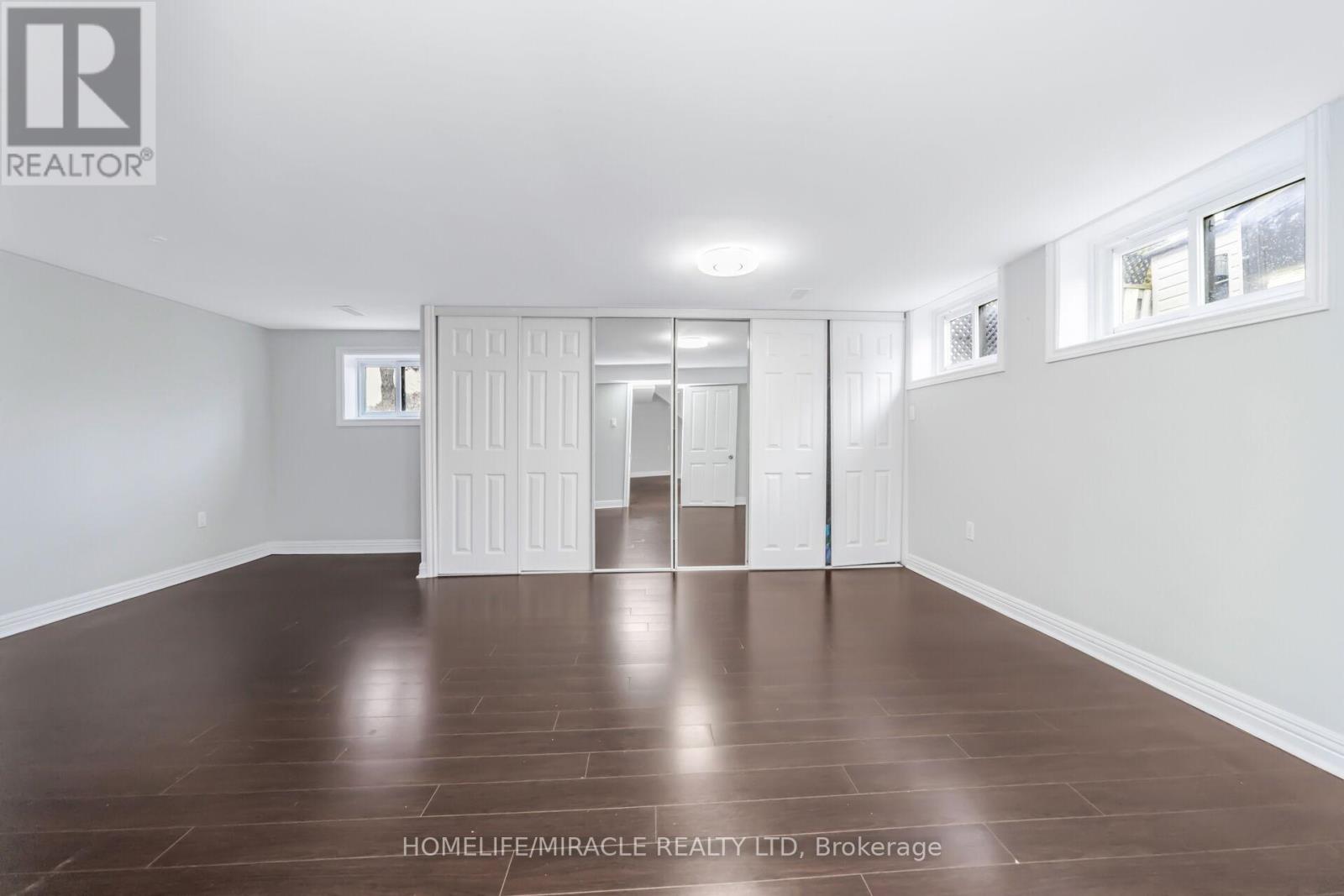 149 Wincott Drive, Toronto, Ontario  M9R 2P9 - Photo 34 - W12726462