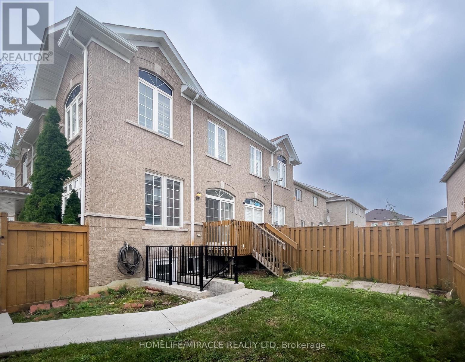 37 Calm Waters Crescent, Brampton, Ontario  L6V 4R9 - Photo 34 - W12726472