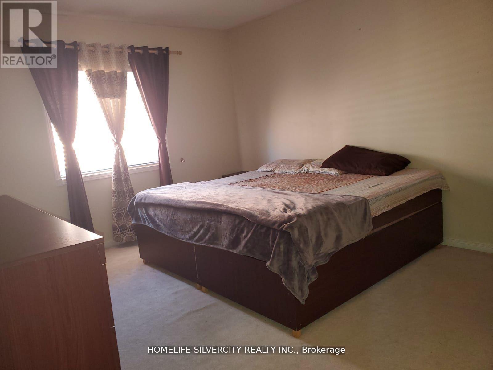 30 Sheepberry Terrace, Brampton, Ontario  L7A 2B6 - Photo 8 - W12726478