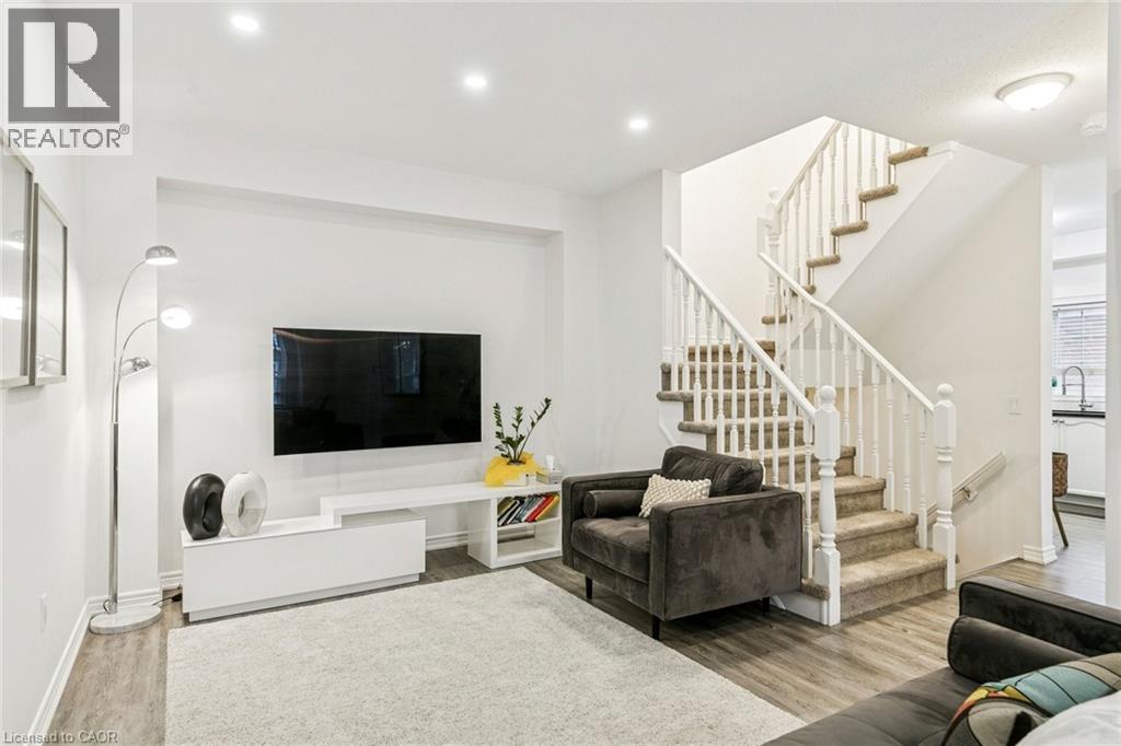 1085 Harrogate Drive Unit# 31, Ancaster, Ontario  L9K 1R2 - Photo 22 - 40799210