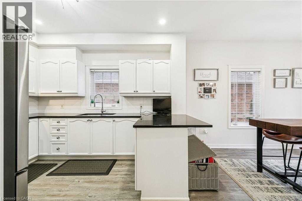 1085 Harrogate Drive Unit# 31, Ancaster, Ontario  L9K 1R2 - Photo 14 - 40799210