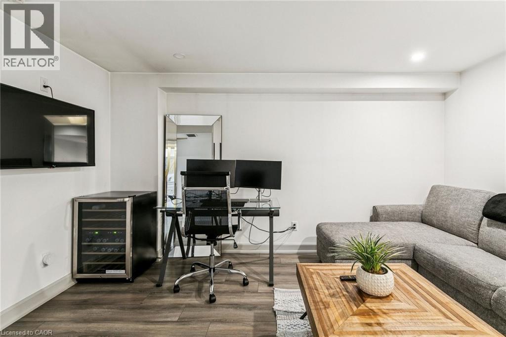 1085 Harrogate Drive Unit# 31, Ancaster, Ontario  L9K 1R2 - Photo 43 - 40799210