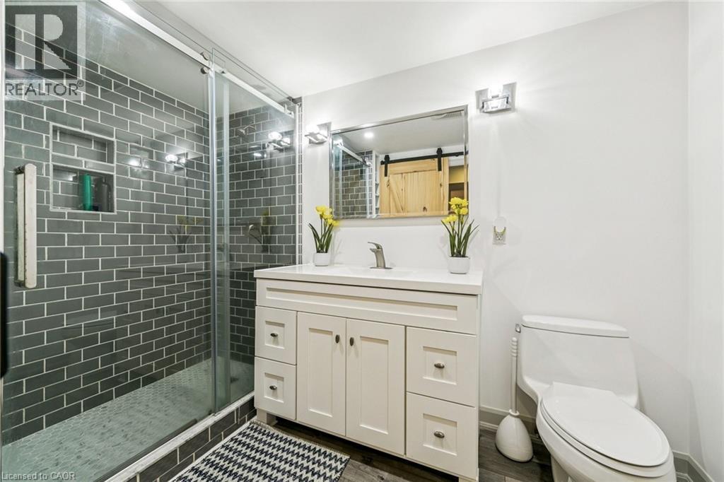 1085 Harrogate Drive Unit# 31, Ancaster, Ontario  L9K 1R2 - Photo 47 - 40799210