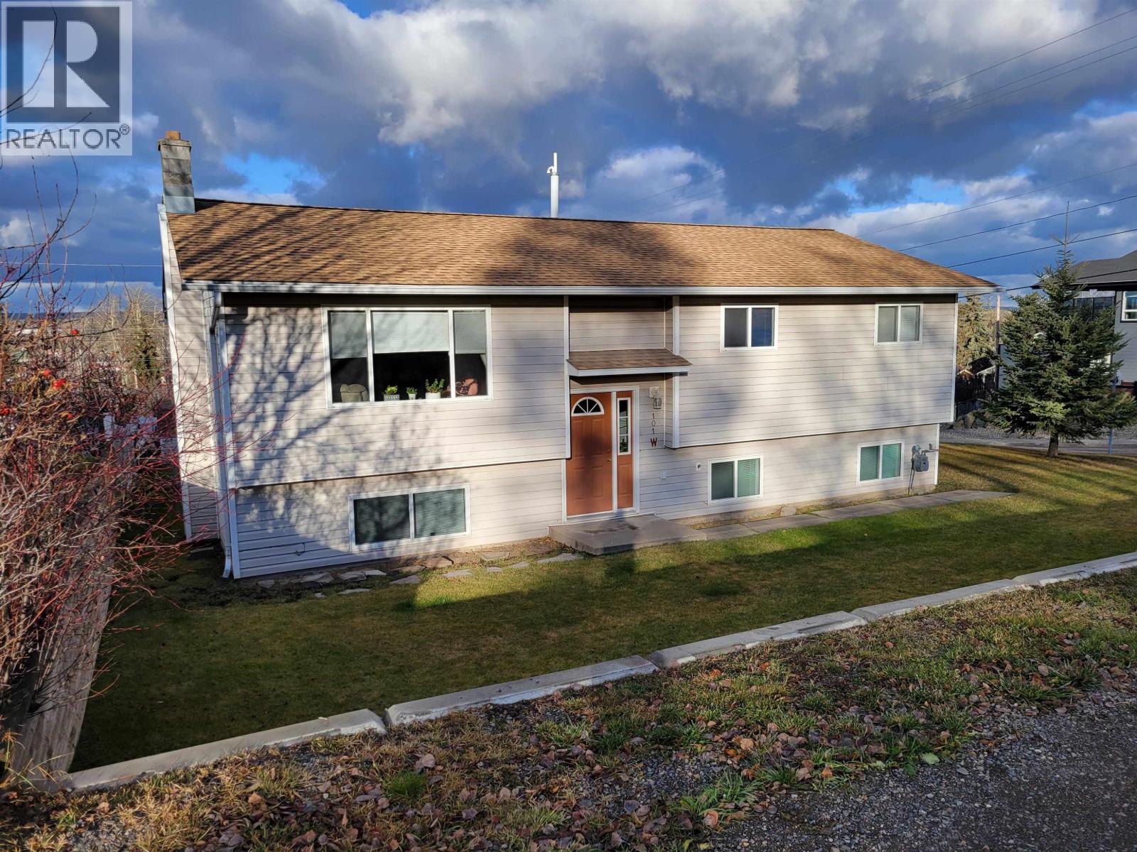 101 W 5TH STREET, Vanderhoof, British Columbia