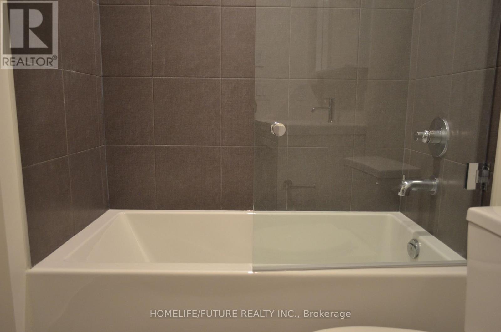 1120 - 212 King William Street, Hamilton, Ontario  L8R 0A7 - Photo 10 - X12726464