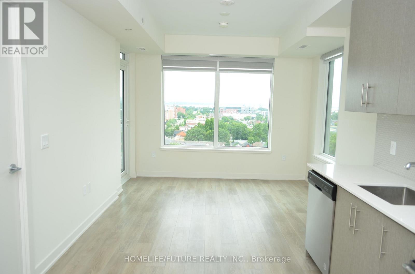 1120 - 212 King William Street, Hamilton, Ontario  L8R 0A7 - Photo 4 - X12726464