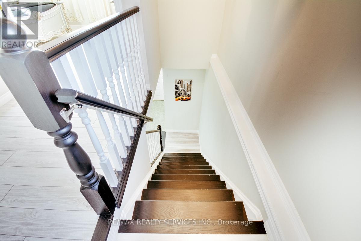 21 Faith Boulevard, St. Thomas, Ontario  N5R 6L3 - Photo 23 - X12726476