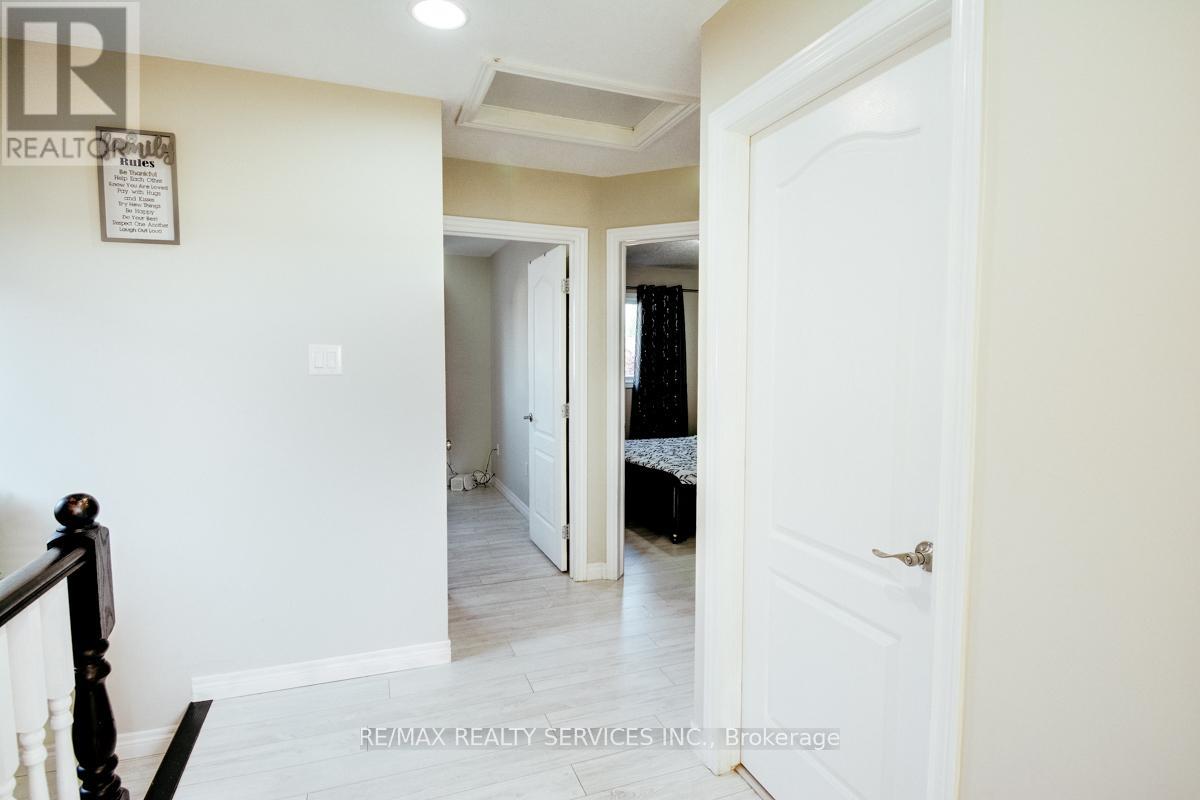 21 Faith Boulevard, St. Thomas, Ontario  N5R 6L3 - Photo 27 - X12726476