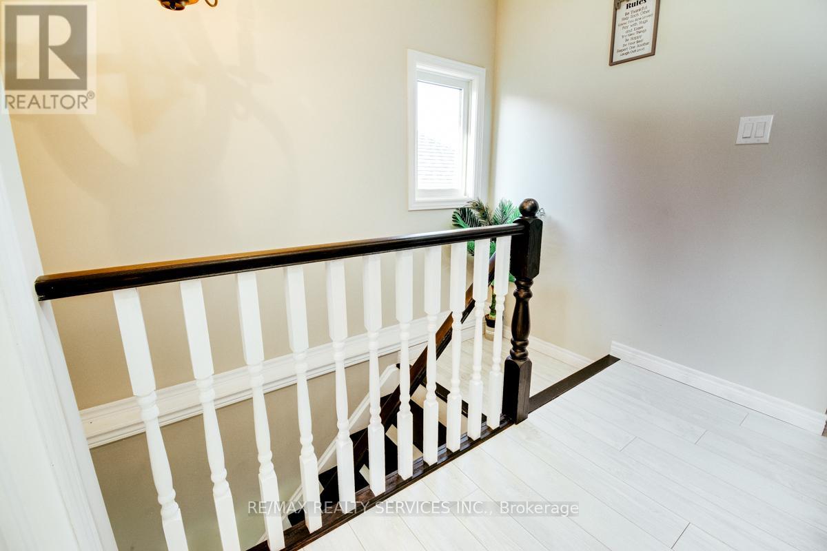 21 Faith Boulevard, St. Thomas, Ontario  N5R 6L3 - Photo 33 - X12726476