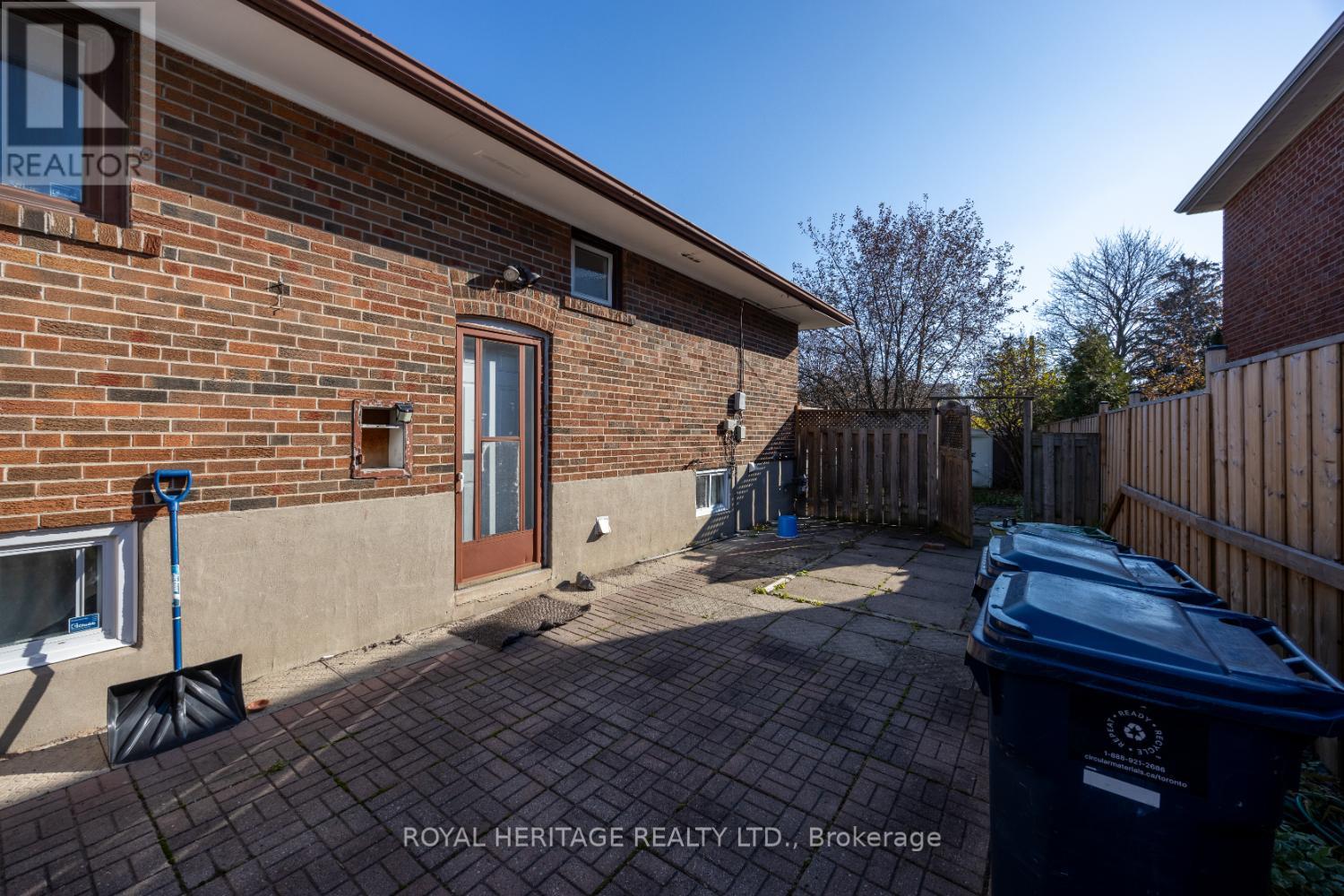 85 Painted Post Drive, Toronto, Ontario  M1H 1T3 - Photo 44 - E12567314