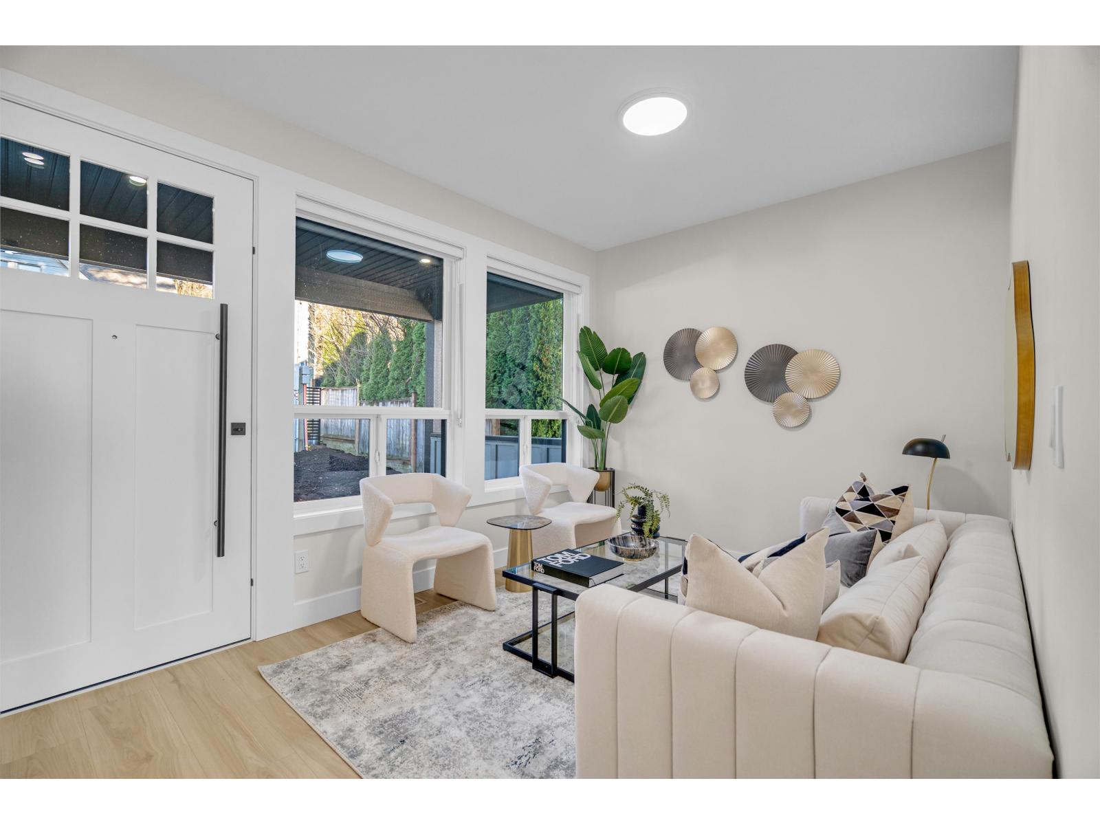 33064 4th Avenue, Mission, British Columbia  V2V 1S5 - Photo 4 - R3081163