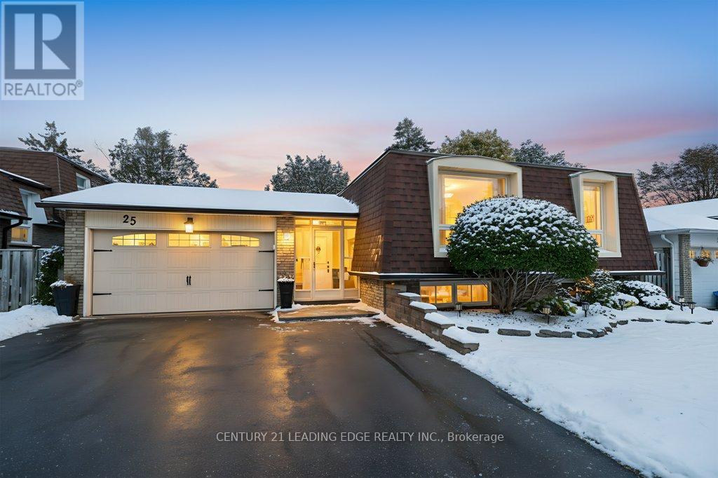 25 Eileen Drive, Barrie, Ontario  L4N 4M5 - Photo 2 - S12549684