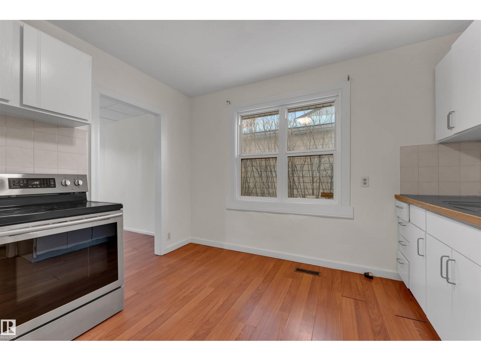 10657 64 Av Nw, Edmonton, Alberta  T6H 1T1 - Photo 17 - E4470957