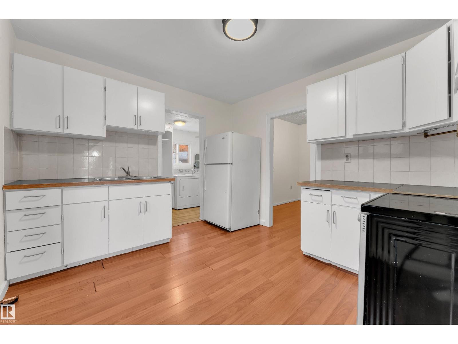 10657 64 Av Nw, Edmonton, Alberta  T6H 1T1 - Photo 19 - E4470957