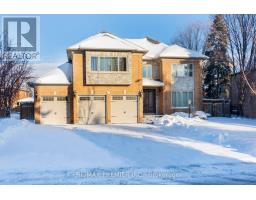 101 WOODGREEN DRIVE N, Vaughan, Ontario