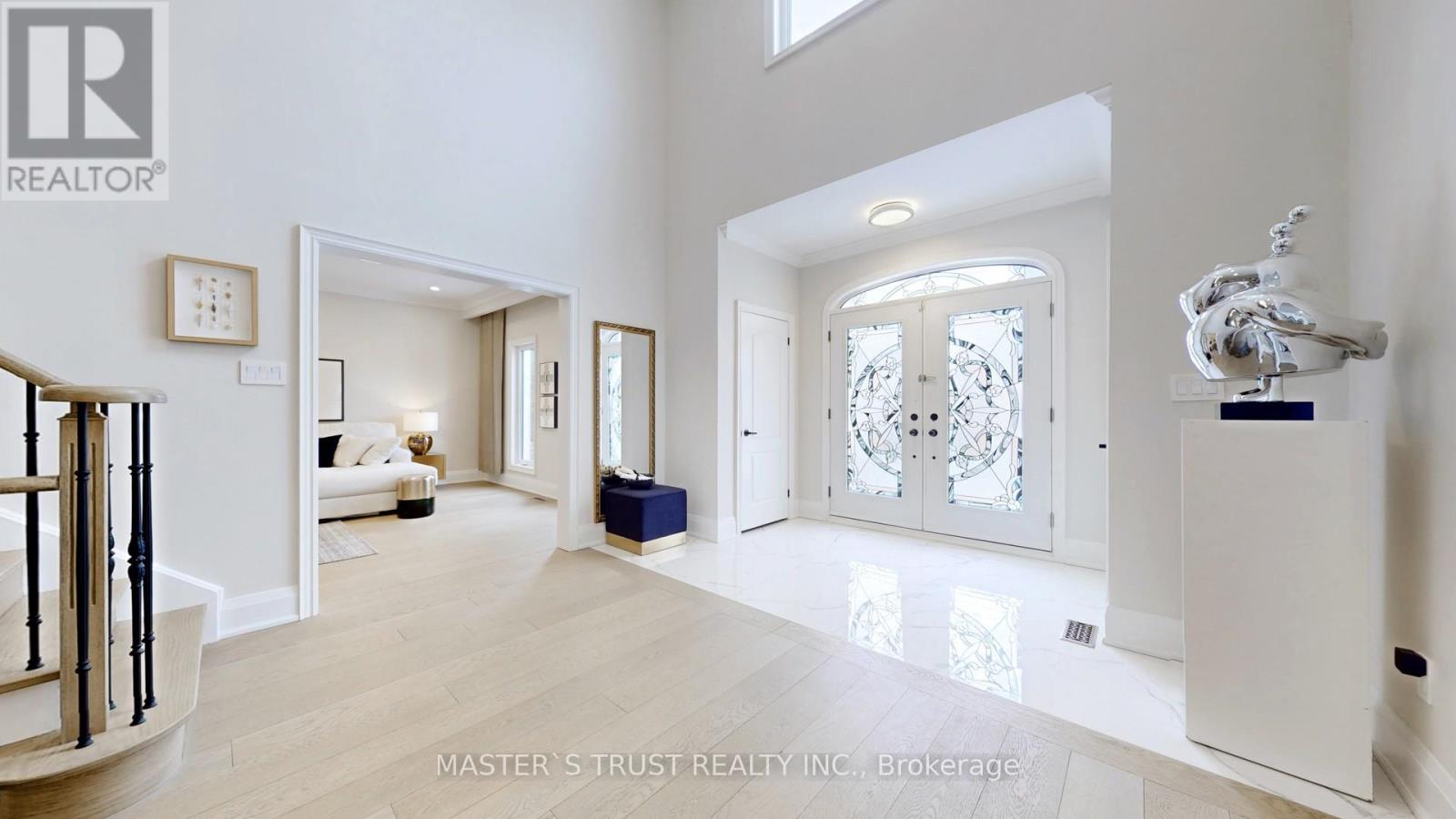 31 Boake Trail, Richmond Hill, Ontario  L4B 2H3 - Photo 2 - N12726496