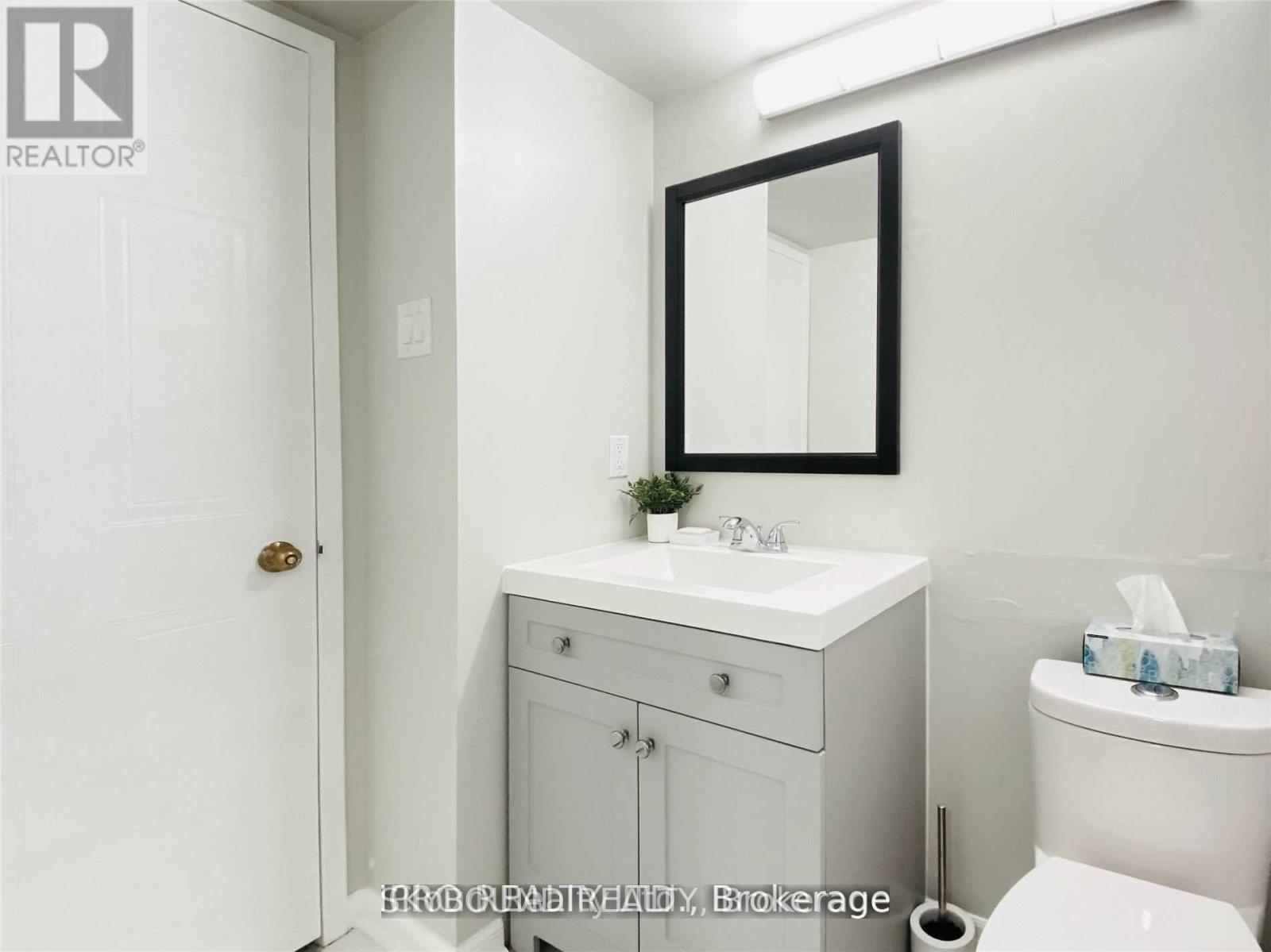 201 - 75 Ellen Street, Barrie, Ontario  L4N 7R6 - Photo 14 - S12726520