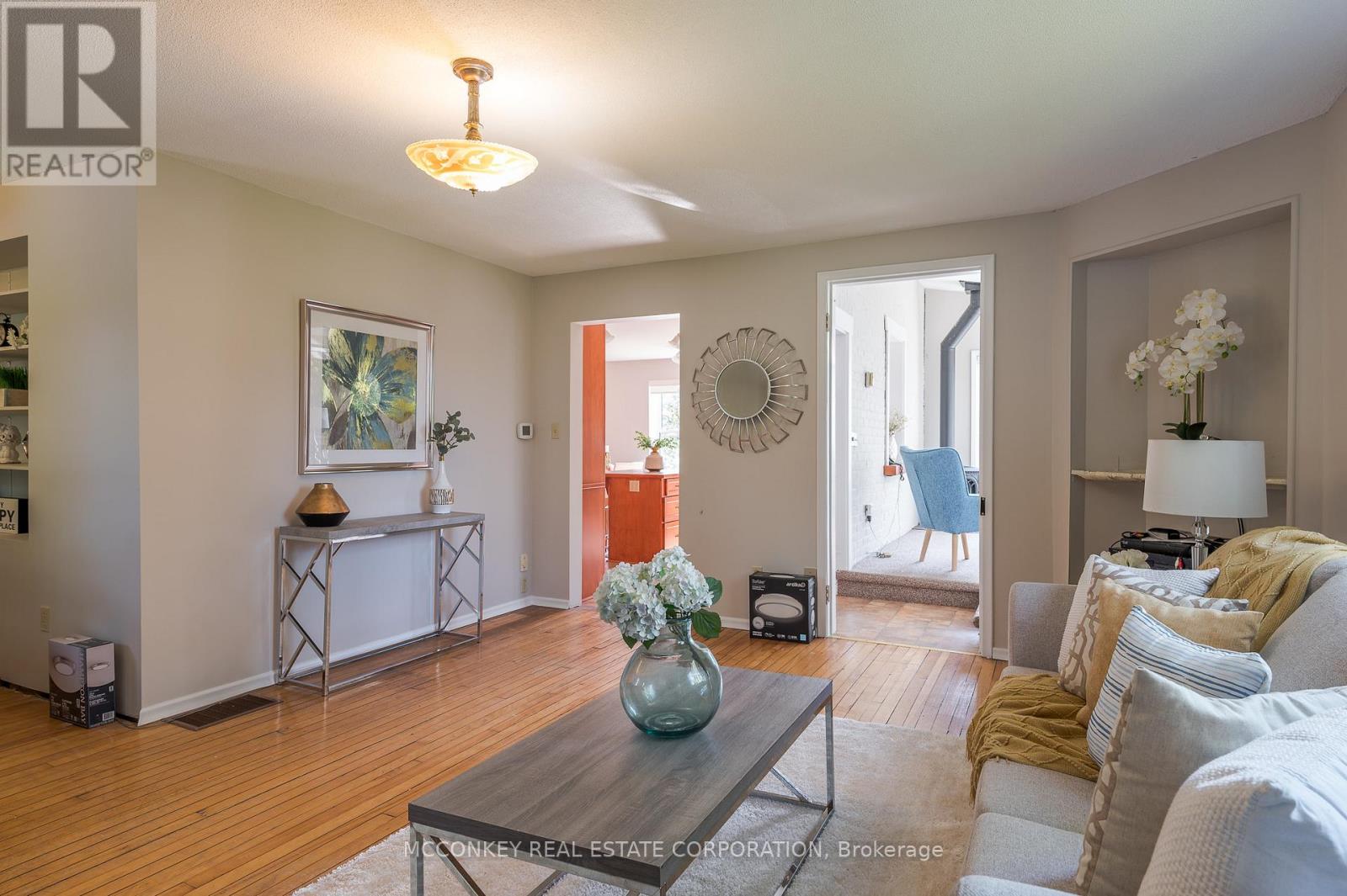 1767 Young's Point Road, Selwyn, Ontario  K0L 2H0 - Photo 16 - X12638280