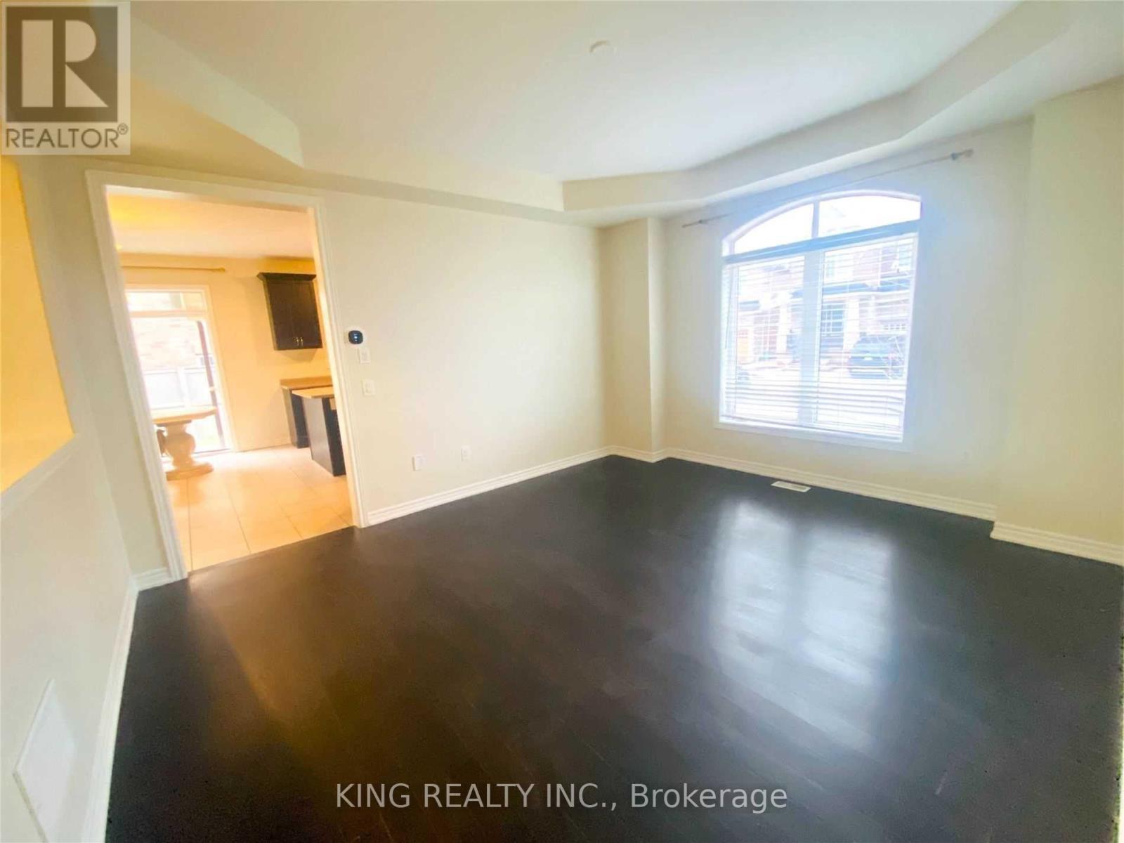 Upper - 43 Hoxton Road, Brampton, Ontario  L7A 4L5 - Photo 8 - W12726484