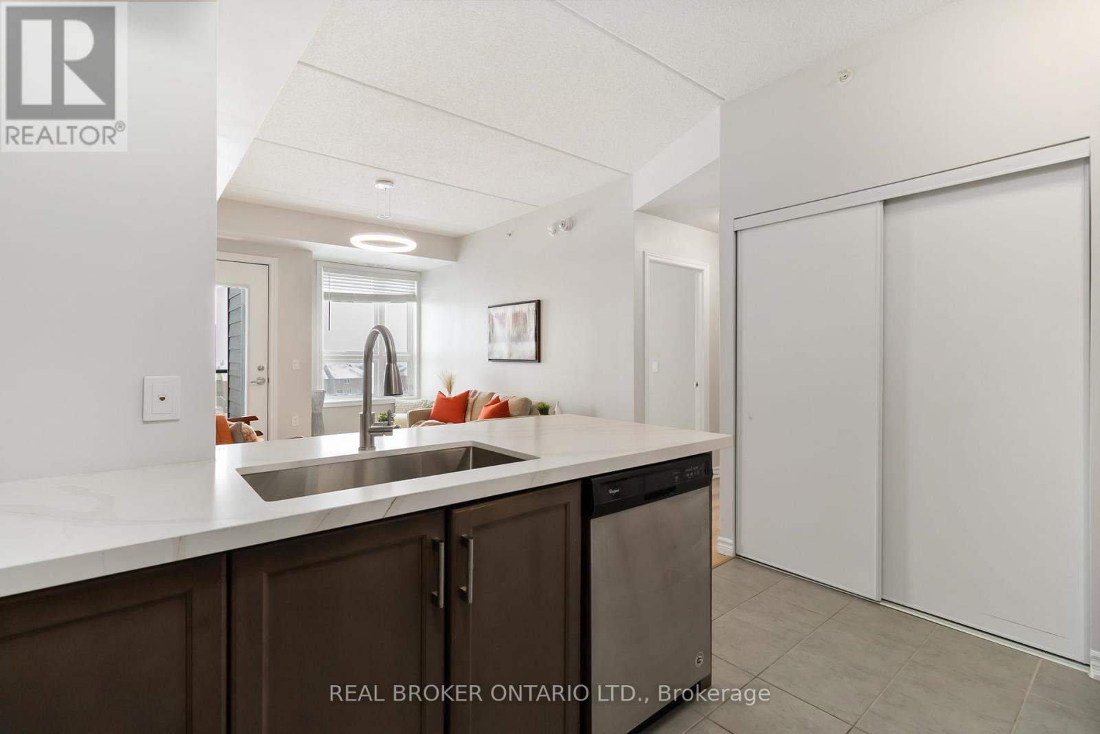 421 - 640 Sauve Street, Milton, Ontario  L9T 7E3 - Photo 13 - W12726486