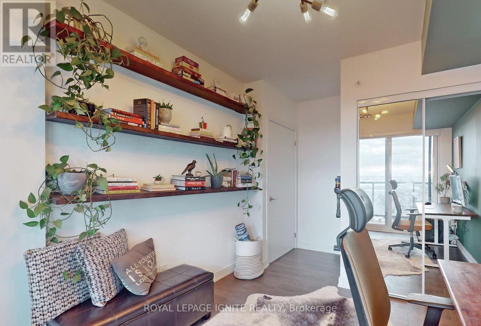 1402 - 30 Samuel Wood Way, Toronto, Ontario  M9B 0C9 - Photo 11 - W12726500