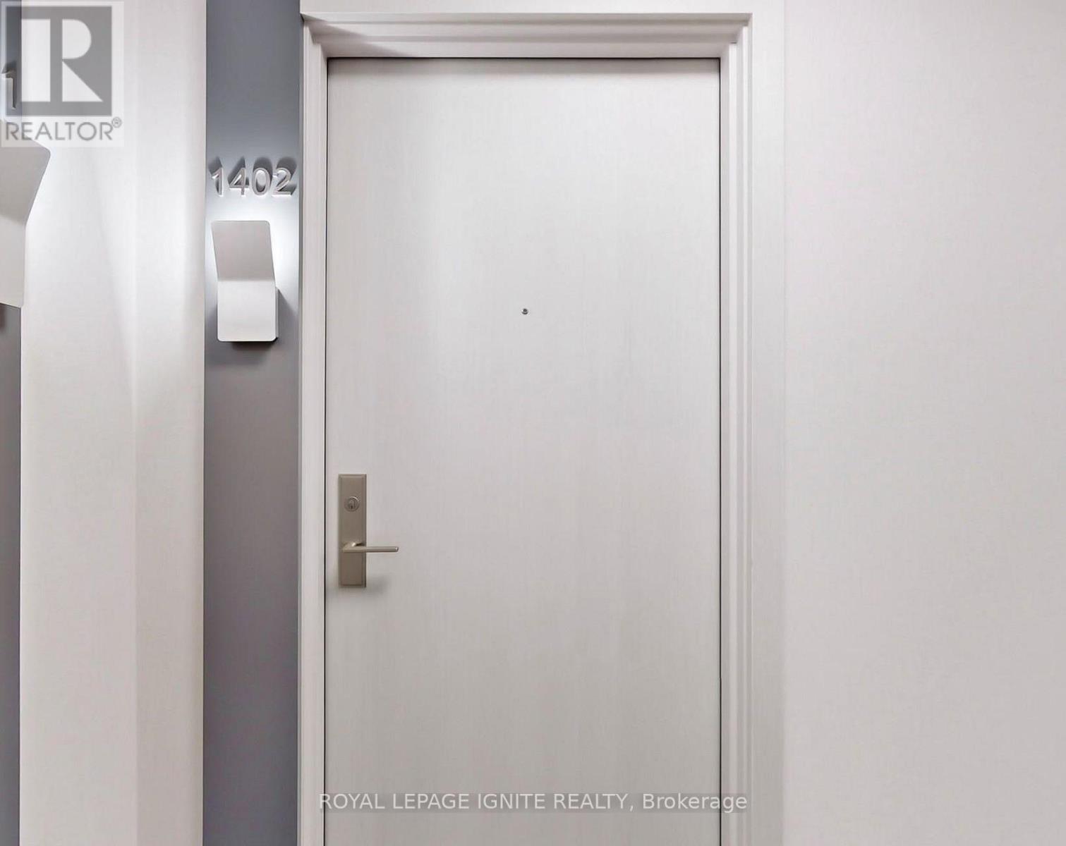 1402 - 30 Samuel Wood Way, Toronto, Ontario  M9B 0C9 - Photo 3 - W12726500