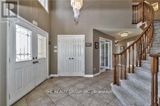 2171 Brays Lane, Oakville, Ontario  L6M 3J7 - Photo 2 - W12726508