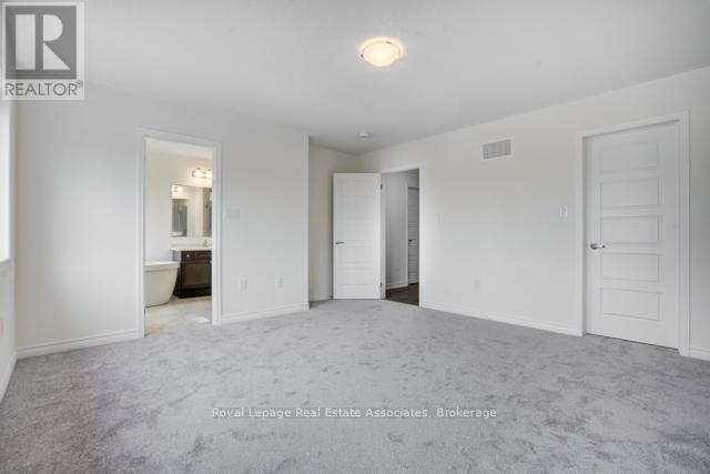 546 Fir Court, Milton, Ontario  L9E 1M5 - Photo 20 - W12726534