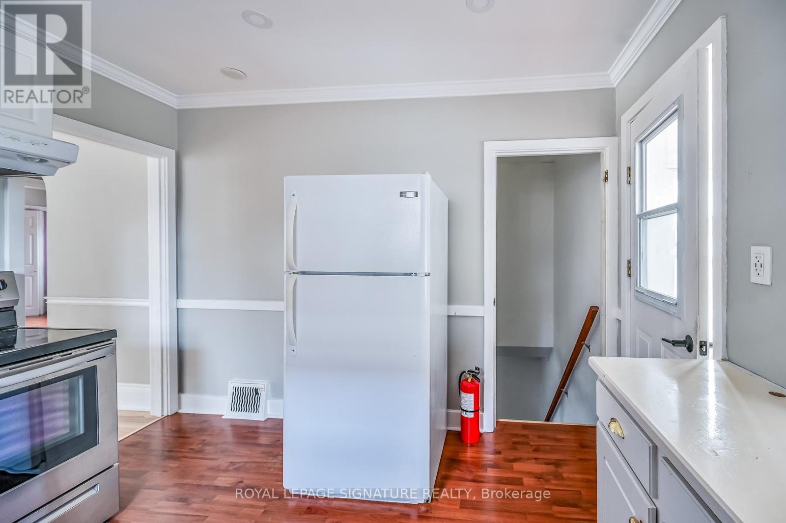 46 East 36 Street, Hamilton, Ontario  L8V 3Y9 - Photo 15 - X12726510