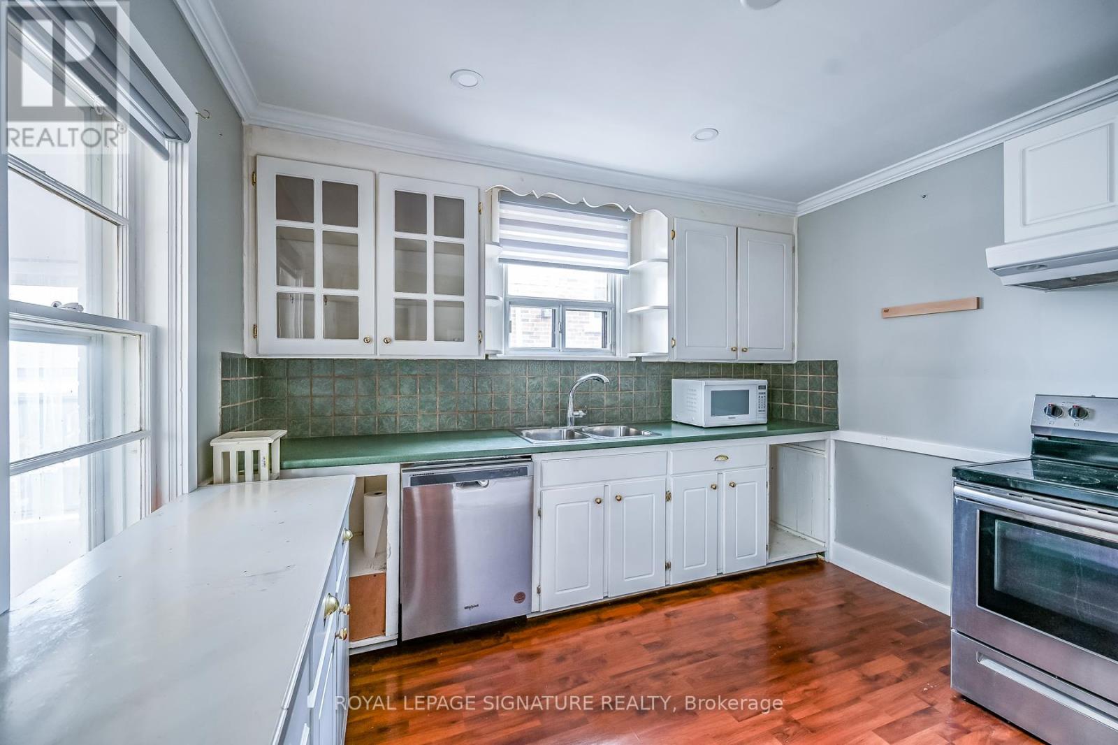 46 East 36 Street, Hamilton, Ontario  L8V 3Y9 - Photo 16 - X12726510