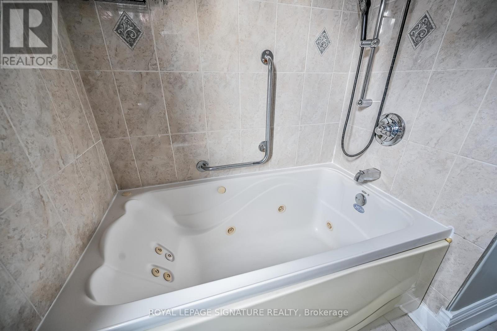 46 East 36 Street, Hamilton, Ontario  L8V 3Y9 - Photo 24 - X12726510