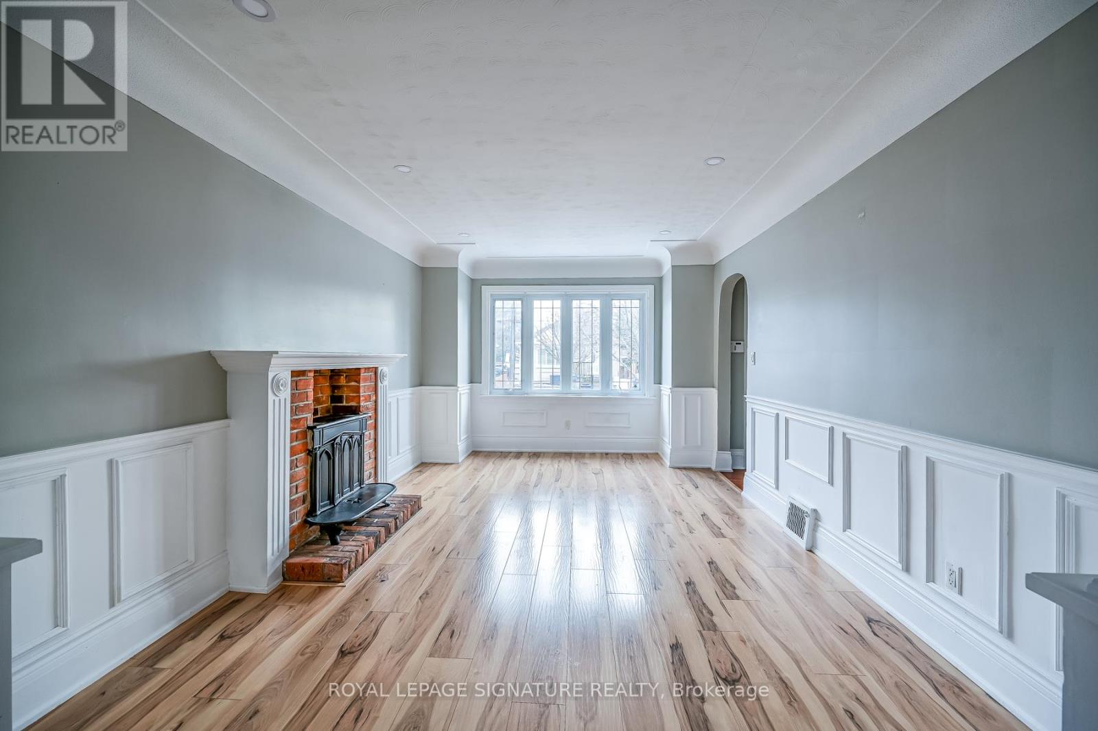 46 East 36 Street, Hamilton, Ontario  L8V 3Y9 - Photo 9 - X12726510