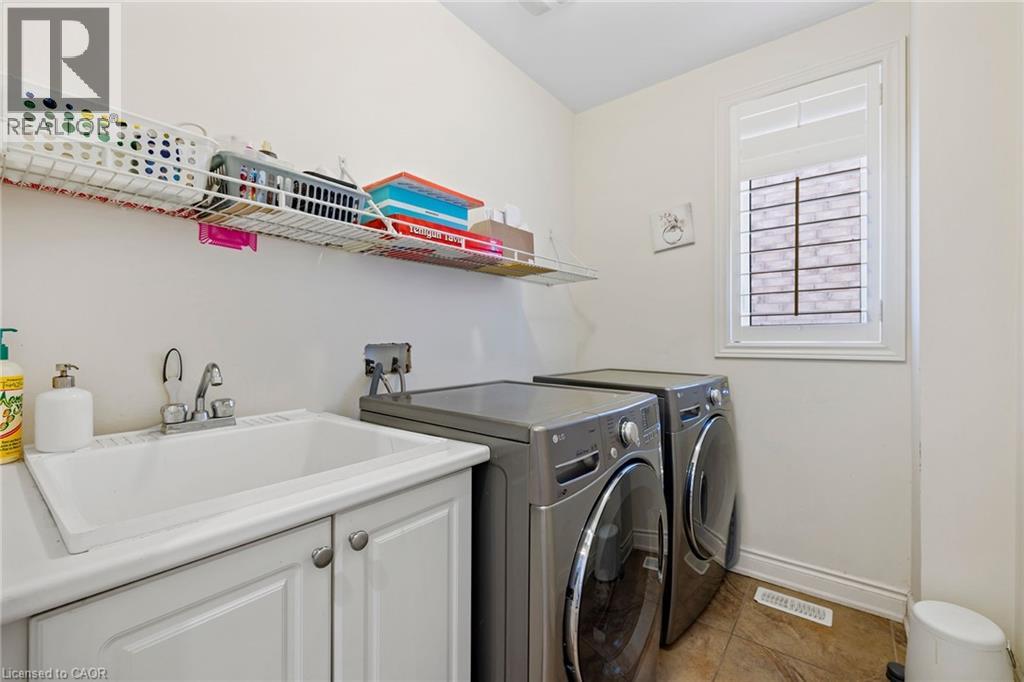 114 Chaumont Drive, Stoney Creek, Ontario  L9B 0K4 - Photo 12 - 40800719