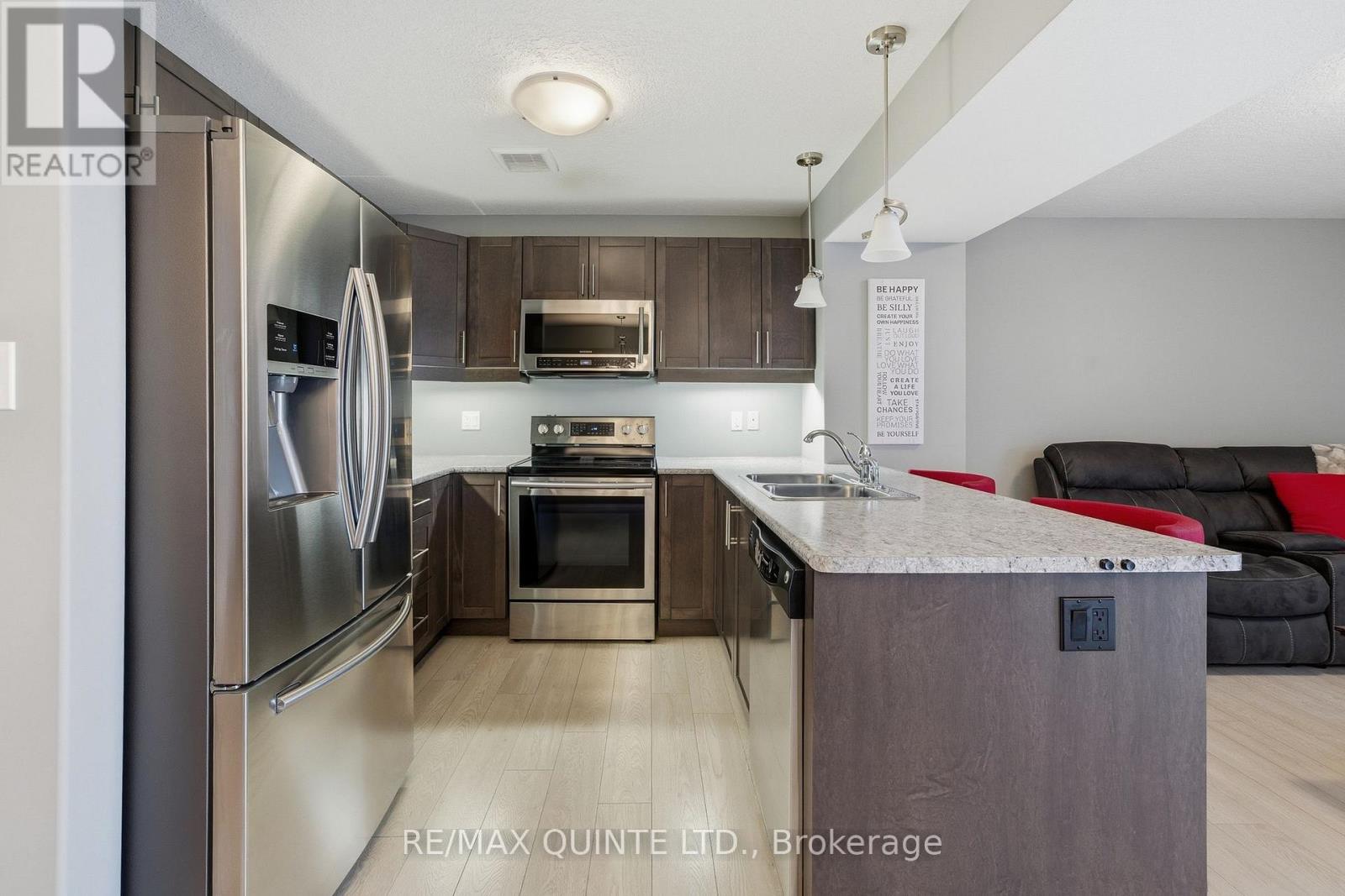 54 Cortland Crescent, Quinte West, Ontario  K0K 1B0 - Photo 10 - X12726556