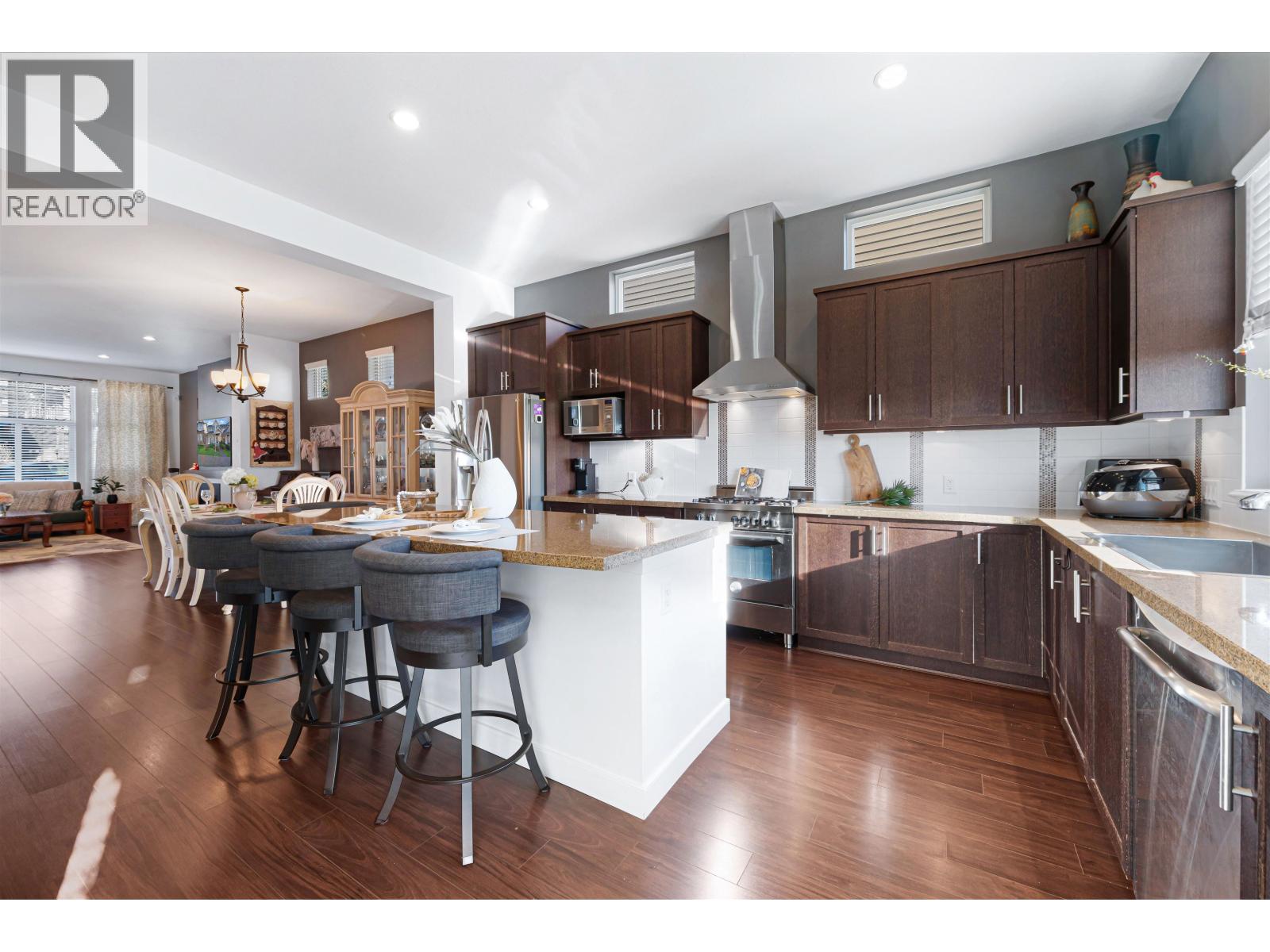 3376 Watkins Avenue, Coquitlam, British Columbia  V3E 0H5 - Photo 7 - R3081128