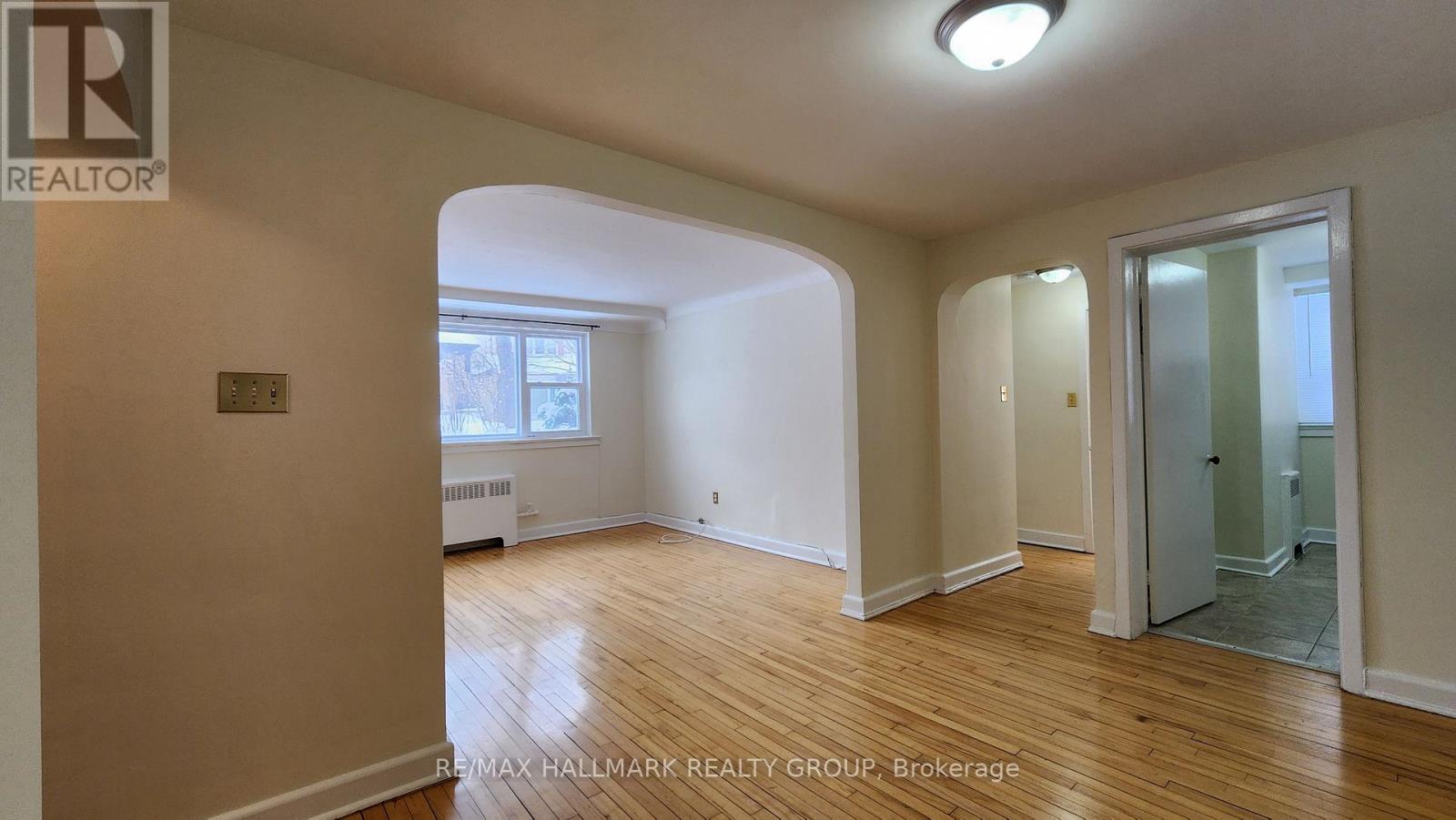 2 - 33 Commanda Way, Ottawa, Ontario K1M 1G1 - Photo 4 - X12726546