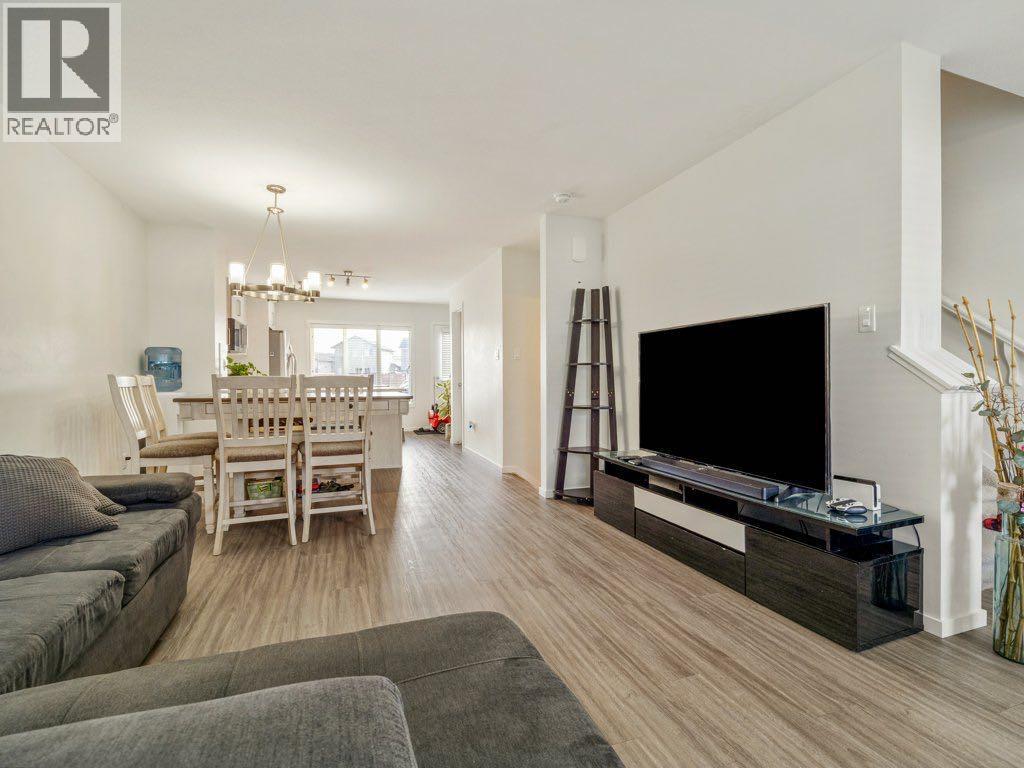 702, 210 Firelight Way W, Lethbridge, Alberta  T1J 5T3 - Photo 5 - A2281162