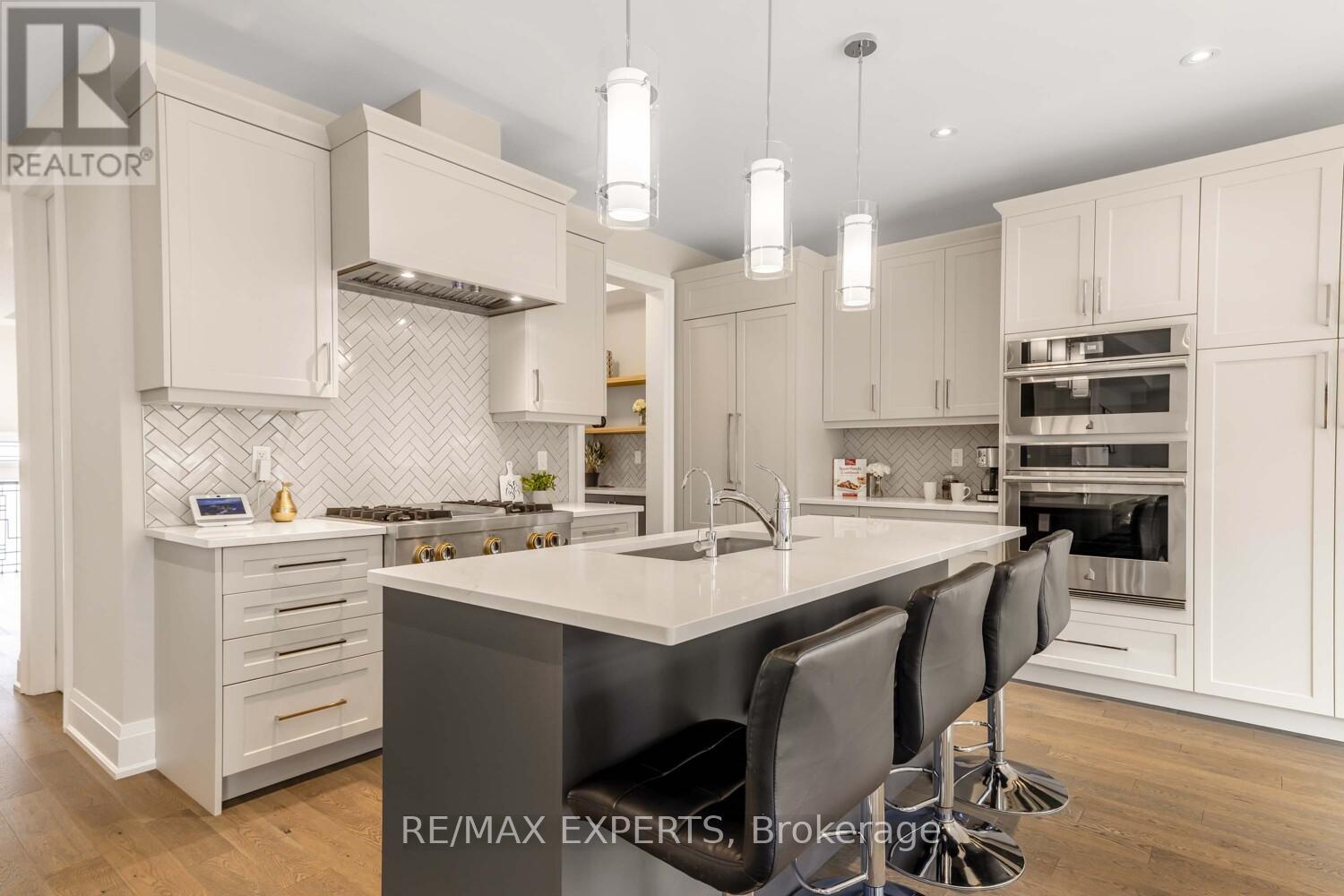 75 Bethpage Crescent, Newmarket, Ontario  L3X 1B8 - Photo 13 - N12726542