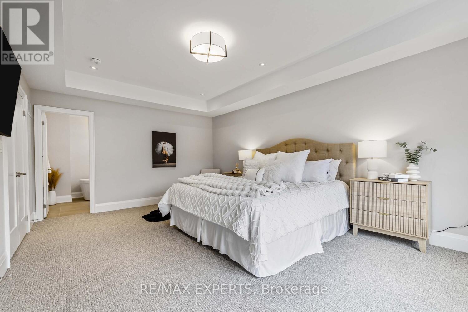 75 Bethpage Crescent, Newmarket, Ontario  L3X 1B8 - Photo 19 - N12726542