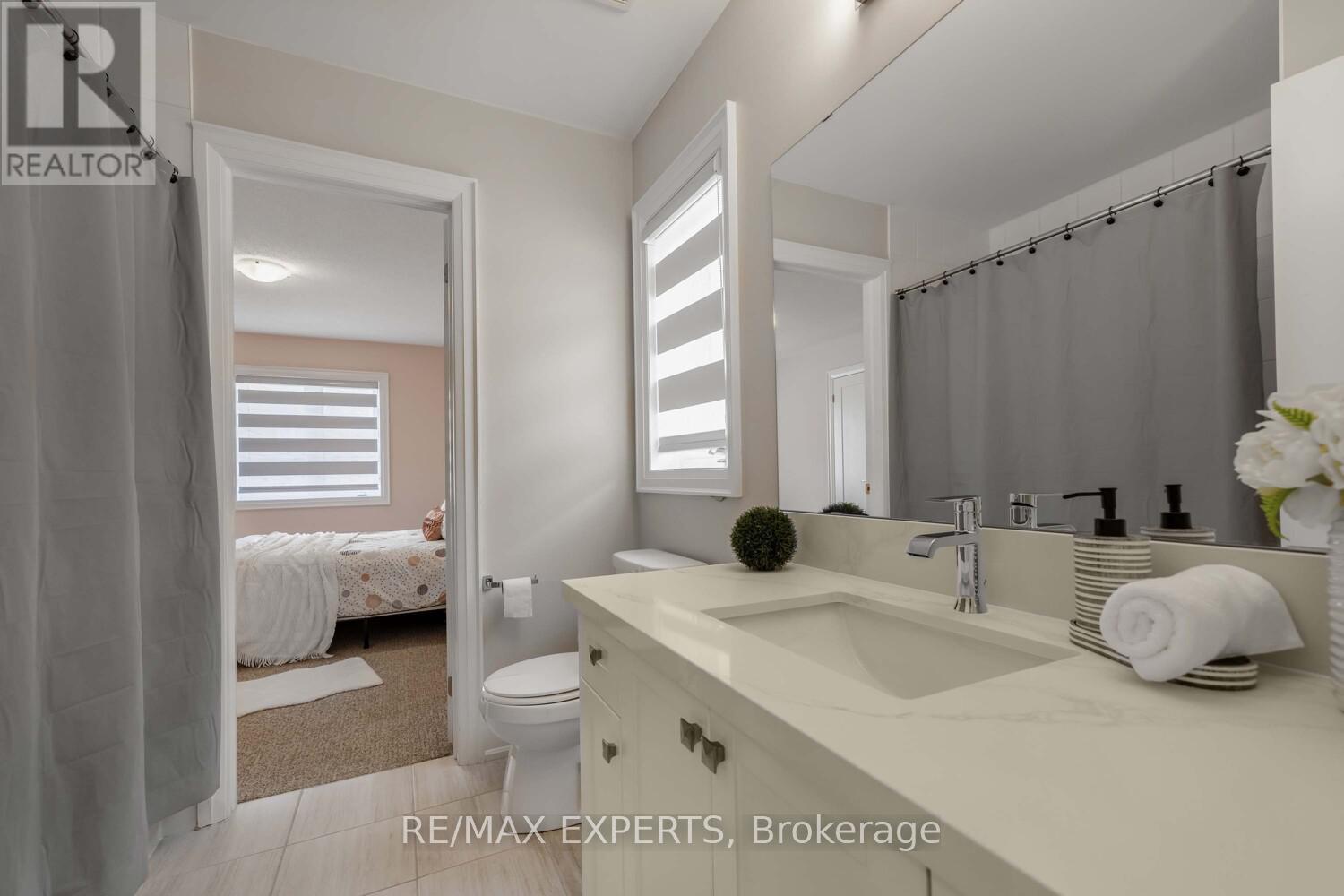 75 Bethpage Crescent, Newmarket, Ontario  L3X 1B8 - Photo 31 - N12726542