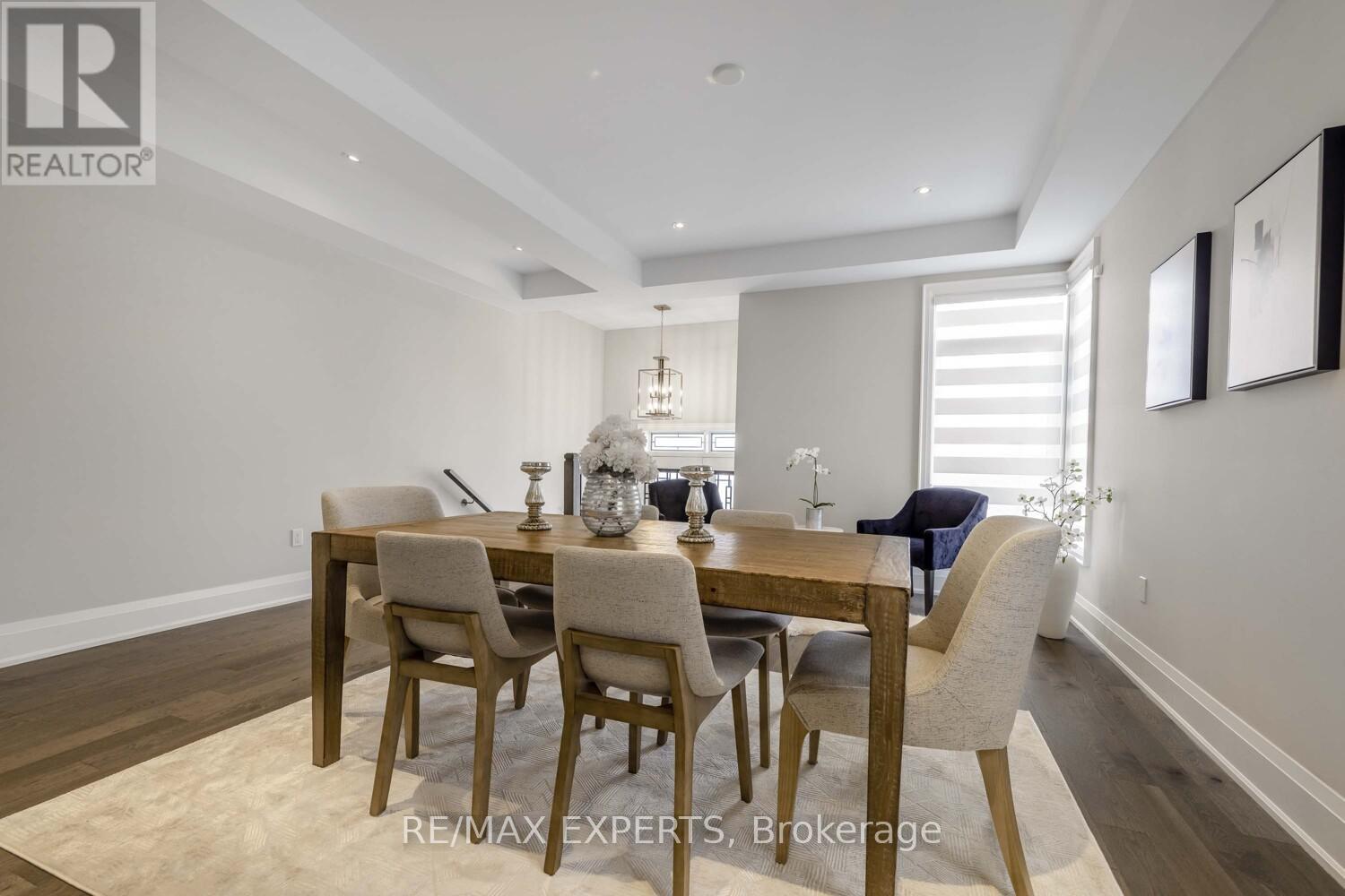 75 Bethpage Crescent, Newmarket, Ontario  L3X 1B8 - Photo 7 - N12726542